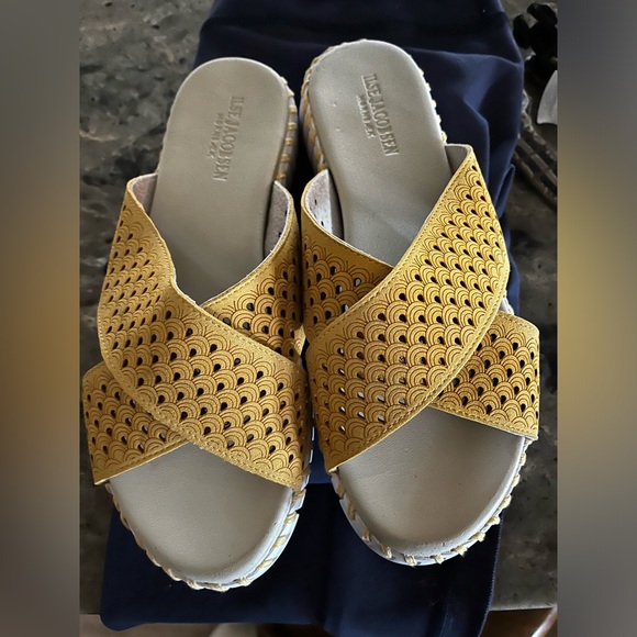 Ilse Jacobsen Shoes - NWT Ilse Jacobsen Tulip 1575 sandals, size 39 (US 9)